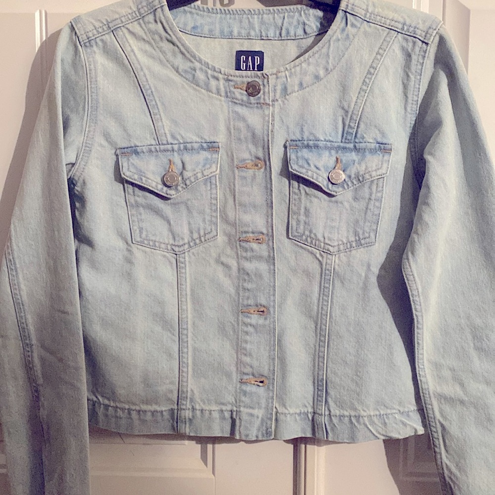 Women’s Short Denim Jacket/Bolero size XS, Medium Wash